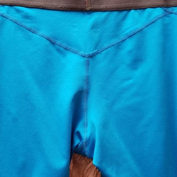 2/$40 RYU 💙Blue 3/4 Length Leggings/Yoga Pants - Picture 6 of 9